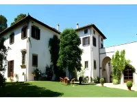 Boutique Wine Resort - Villa Dianella فنادق في Cerreto Guidi