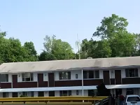 Budget Motor Inn- Mahopac Hotels in Holiday Inn Mt. Kisco (Westchester County)
