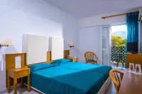 Heronissos Hotel
