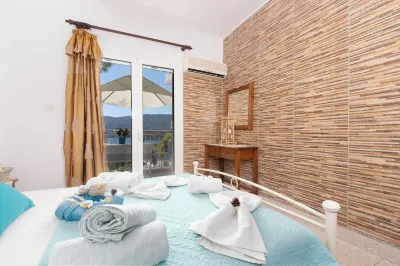 Lions Apartments فنادق في Poros