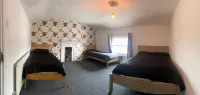 Southgate Lodge - Single/Twin, Double and Family Rooms