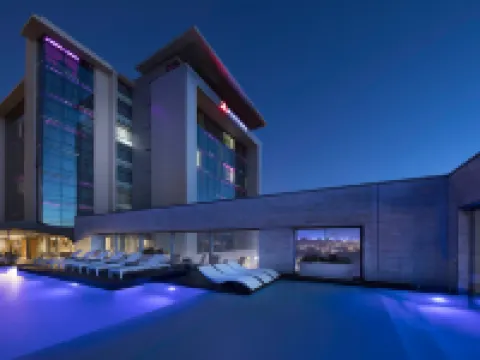 Cape Town Marriott Hotel Crystal Towers Hotels in Century City