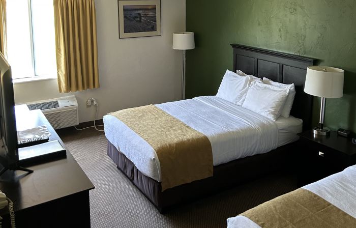 Boarders Inn & Suites by Cobblestone Hotels - Munising