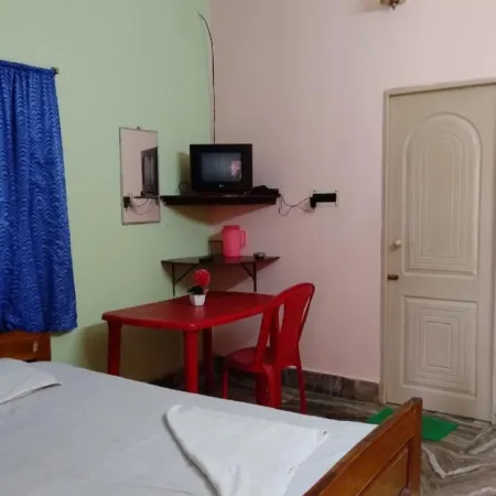 Goroomgo Thikana Guest House Digha