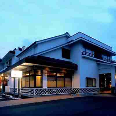 湯志摩の郷 楽水園 Hotel Exterior