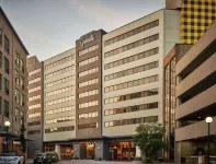 Graduate by Hilton Iowa City - 4-Star