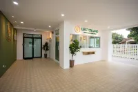 LESTERLAND Serviced Apartment - Condos