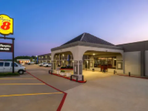 Super 8 by Wyndham Longview/North Hotels in Longview