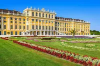Hotel Ambassador Hotel in zona Winterpalais