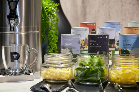 Candlewood Suites Dusseldorf Airport Отели рядом с достопримечательностью «Императорский дворец в Кайзерсверте»