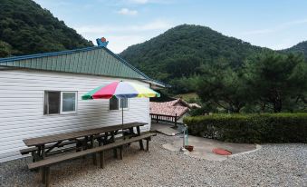 Danyang Sobaeksan Tongnamu Pension