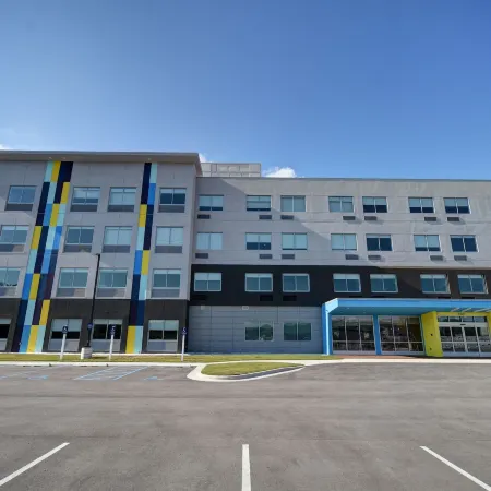 Tru by Hilton Auburn