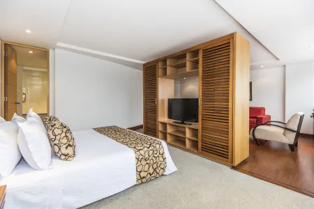 Travelers Obelisco Apartamentos Отели рядом с достопримечательностью «Парк 93»