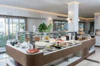 Hotel Matheo Villas & Suites - breakfast