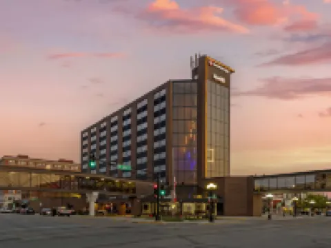 Best Western Plus Waterloo & Cedar Falls Hotels in Waterloo