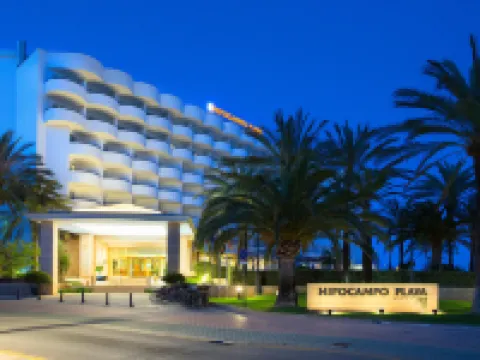 Hipotels Hipocampo Playa โรงแรมในLlevant
