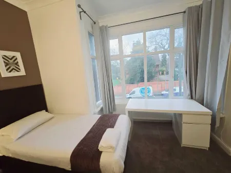 Kingswood Hotel Отели рядом с достопримечательностью «Maidenhead Railway Bridge»