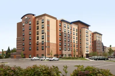 Homewood Suites by Hilton Minneapolis- St. Louis Park at West End Hoteles en St. Louis Park