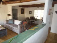 Red Cat House Vacation Apartment