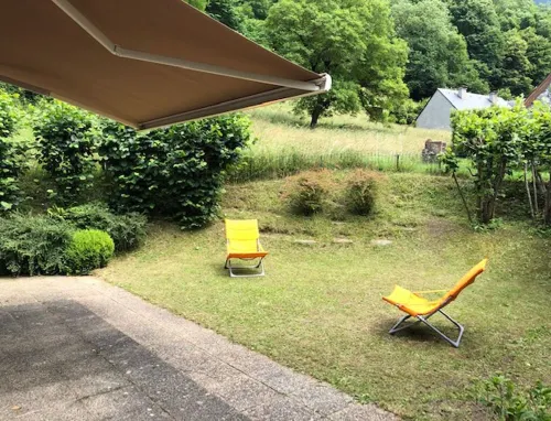 Pretty Chalet with garden