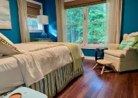 Simply perfect home for Maine adventure; equally close to the harbor & the lake