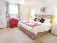 Meadow cottage- two bedrooms both ensuite and all on one level.