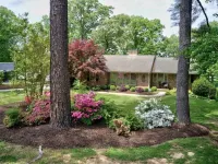 Lake Front Home on Buggs Island / Kerr Lake<br>Close to Bluestone Boat Ramp! Hotels in Mecklenburg County