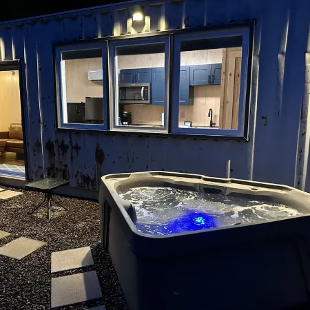 This IS the One! Shipping Container Cabin-View-Wifi-Natural Bridge-Nada Tunnel