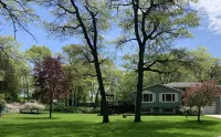 Mississippi Waterfront Beach home-Sauk Rapids, MN Hotels in Benton County