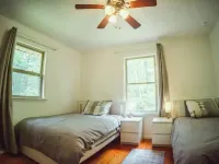 Spring Discounted Rates!  Spacious w/Hot Tub/Grill/Firepit 4 Br Red River Gorge Hotels in Wolfe County