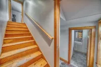 Peaceful Bozeman Retreat Hotels near SHÈN