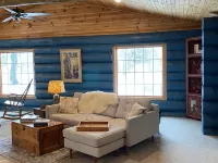 ROMANTIC HIDEAWAY in great Door County location