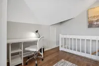 Family frndly TwnHm by navy base Hotels in Waukegan