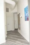 Minimalist Loft Walking Distance From Bars, Restaurants, and Venues Downtown.