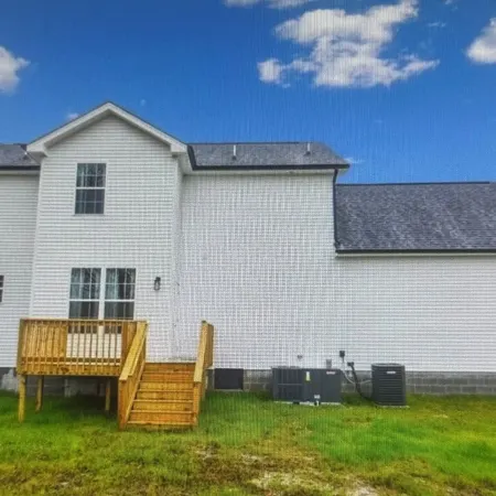 Charming 2800 sq.ft 4-bedroom home with AC and WiFi in Suffolk