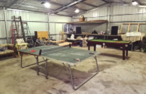 Yea Fig Tree House. Three bedroom plus study comfortable family home. 耶伊酒店