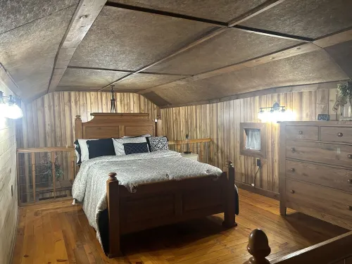 Cabin on the Lake Getaway Right off Green River Lake!!! 阿代爾縣住宿飯店