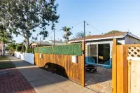 Casa Lotus - 2 bedroom - 1 ba Ocean Beach Cottage Hotels in Misson Bay / Loma Heights