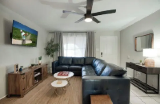 Peoria Retreat w/Grill & Games