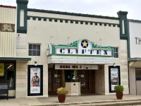 Remodeled historic cottage, 2-min walk to downtown. 哈密爾頓縣酒店