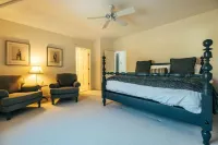 Green Mountain Manor - Ski and Summer Chalet