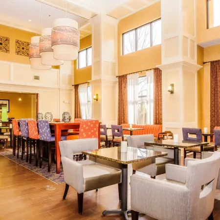 Hampton Inn & Suites Sevierville @ Stadium Drive