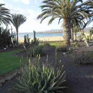 An oasis in the desert of civilization Hotel Exterior
