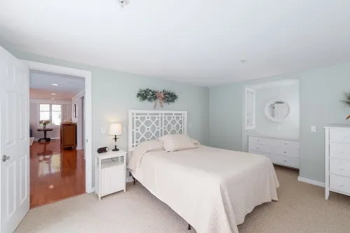 Pool Villas- 2 Bedroom, 2 Bath, Sleeps 4, Heated Pool, Gas Fireplace & Grill