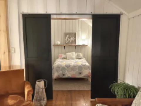 VT Cabin overlooking the West River and Village 倫敦德里酒店