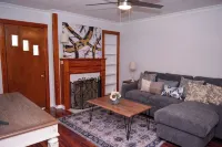 Beautiful, peaceful & spacious home. Hotels in Clanton