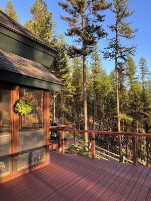 Spectacular Views of Swan Mountain Range~Spacious Home~Perfect for Entertaining