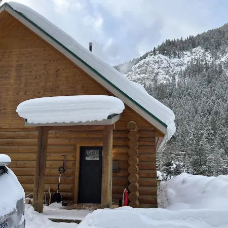 CABIN IN BIG SKY - CERUL MARE CABIN