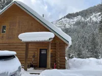 CABIN IN BIG SKY - CERUL MARE CABIN