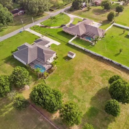 Everything you need in a home to enjoy Florida.